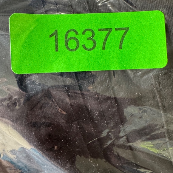 Reebok Men's Performance‎ Track Style Capri Pants Black Small Athleisure Hiking - Picture 16 of 16